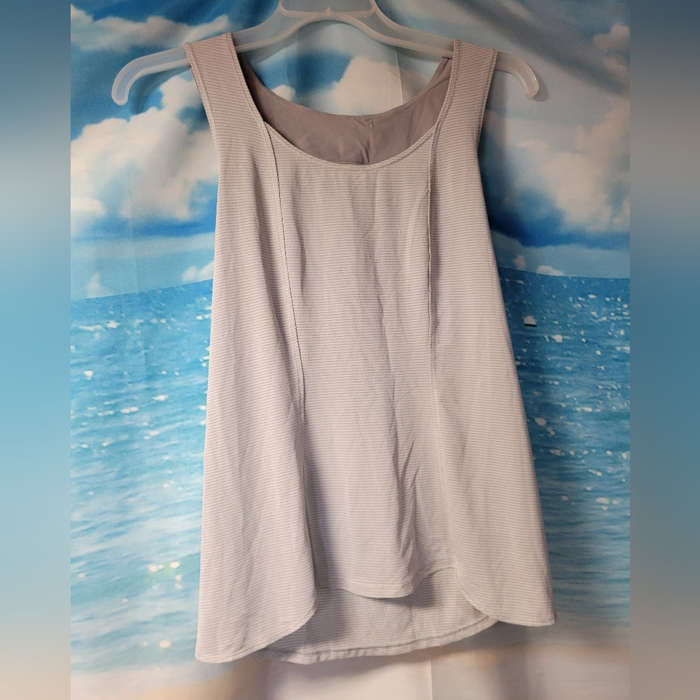 Lululemon Run Righteous Tank Sz 4 Gray Striped Open Back